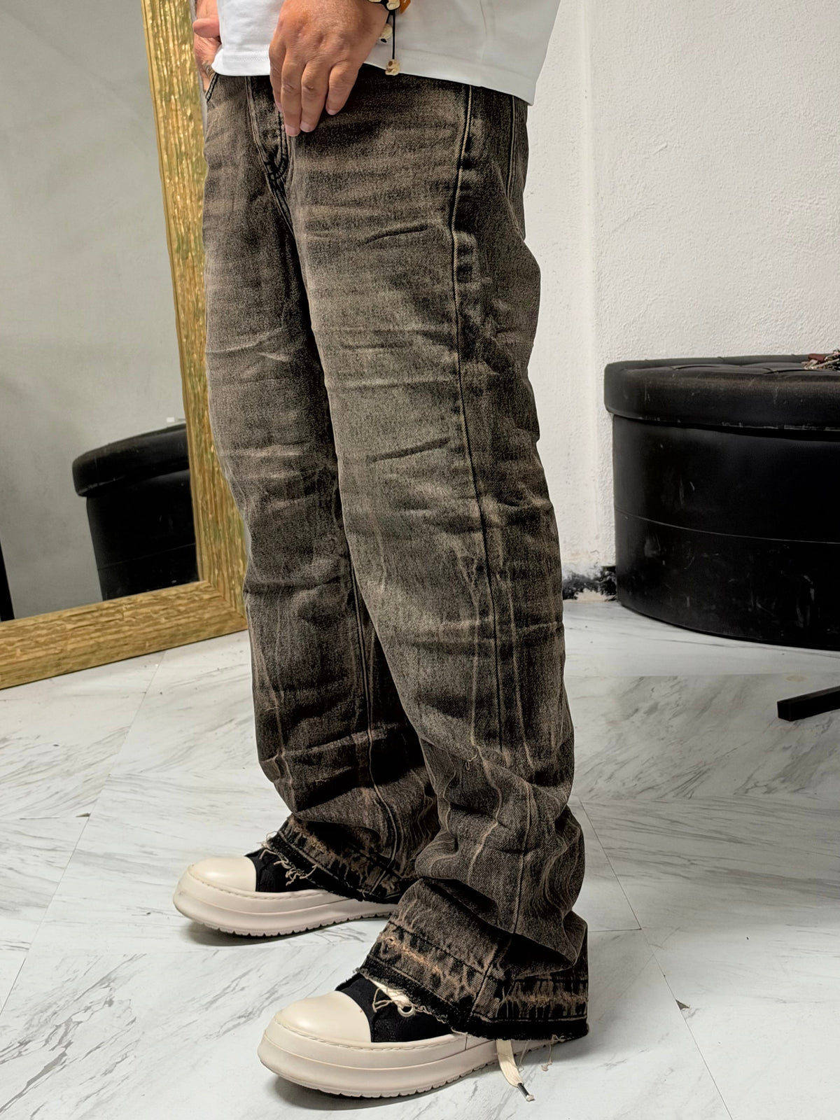 5571